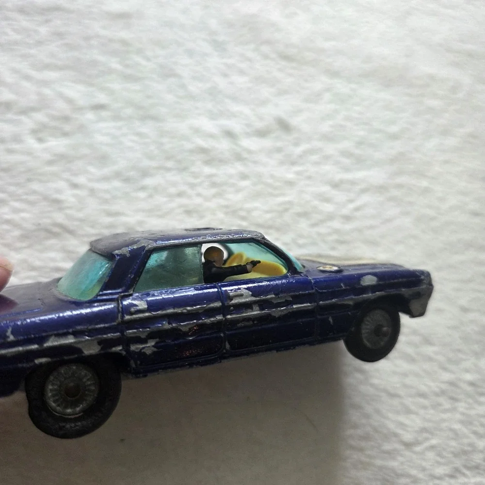 Corgi toys 497